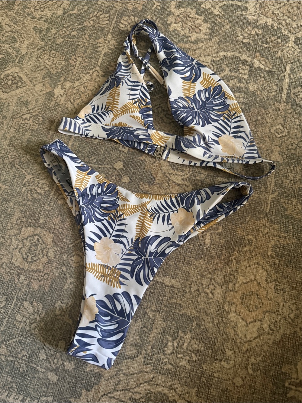 SHEIN Bikini Set
